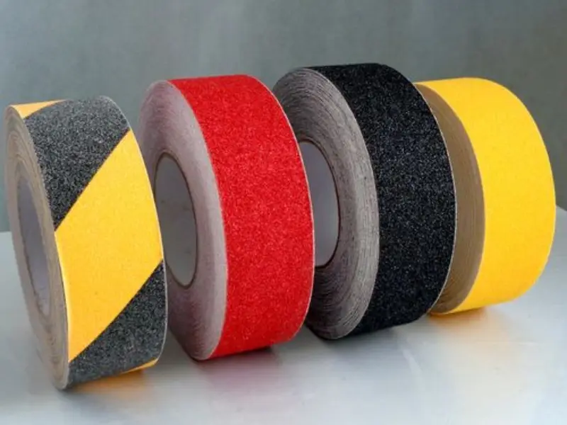 Anti-slip tape ၏အင်္ဂါရပ်များနှင့်အသုံးပြုမှုများ